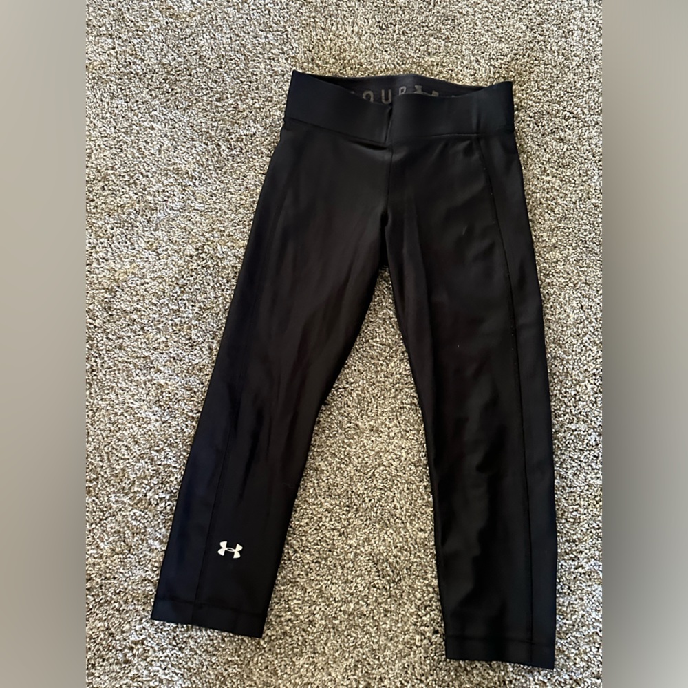 Womens Under Armour capri leggings size small